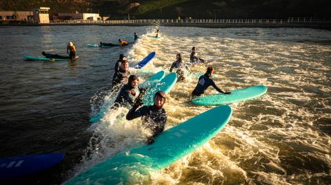 group surf