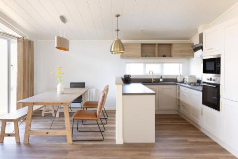 lodge kitchen dining